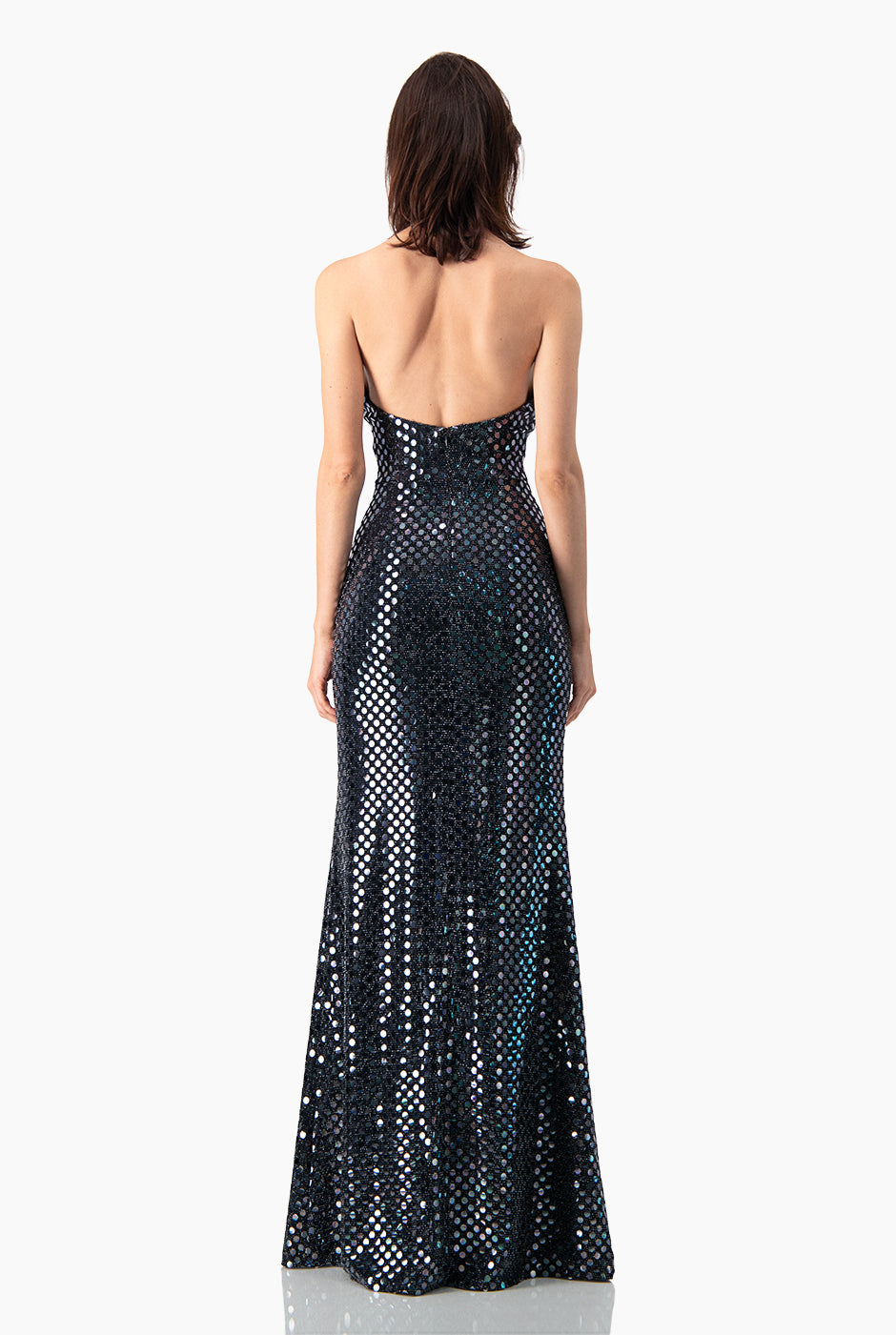 Vestido largo con espalda descubierta cuello halter