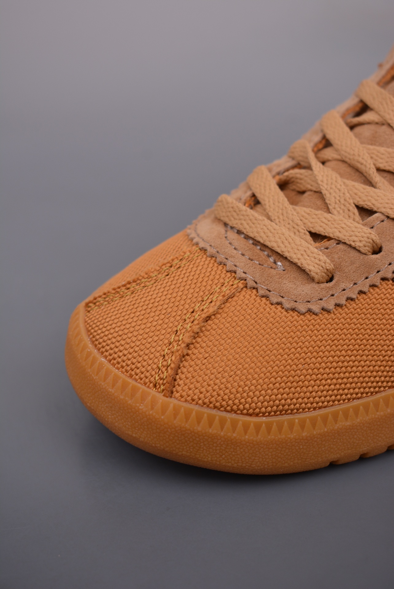 Adidas Originals Bermuda Trainers Fabric Earthy Brown IG6186