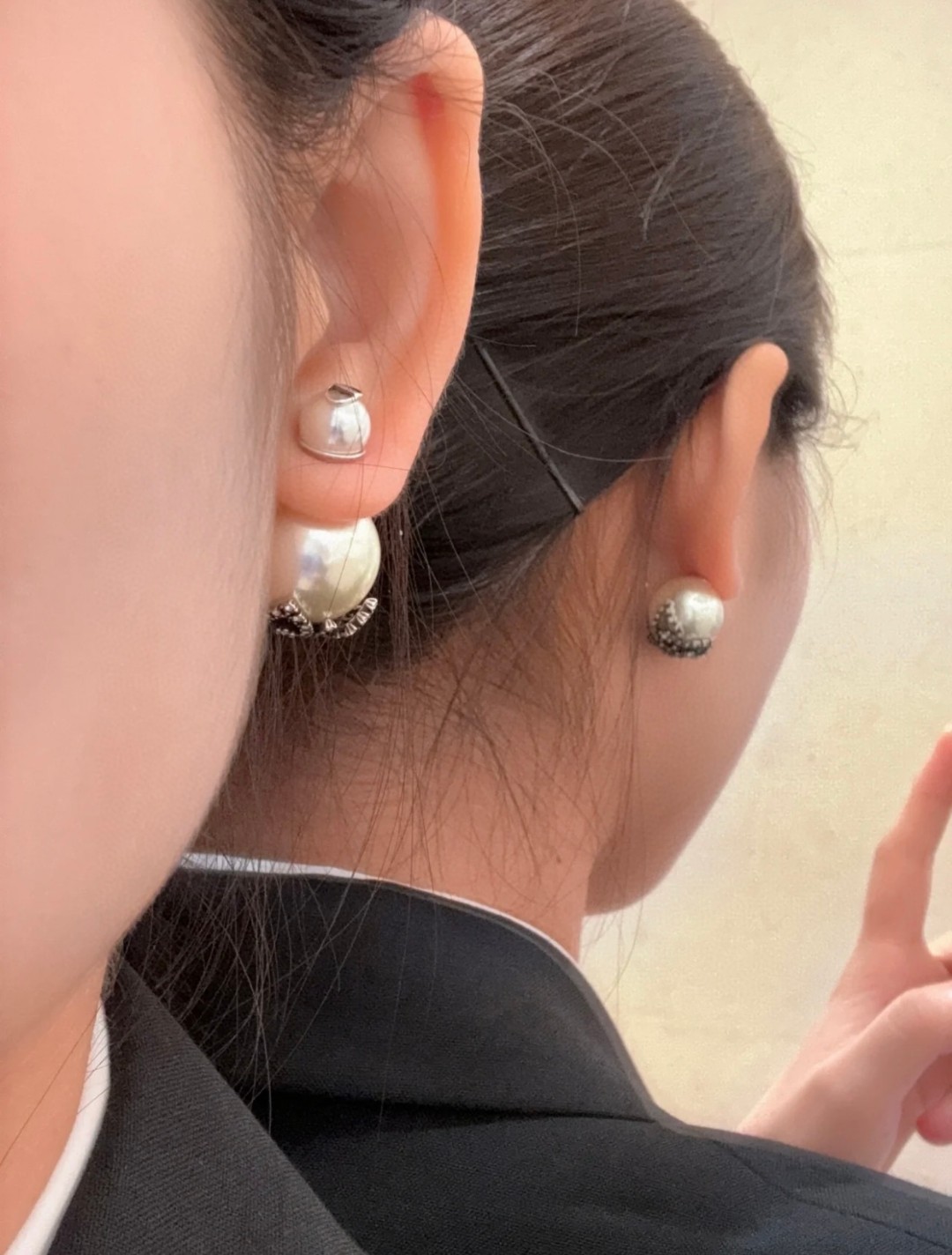 Dior Diamond Butterfly Pearl Earrings