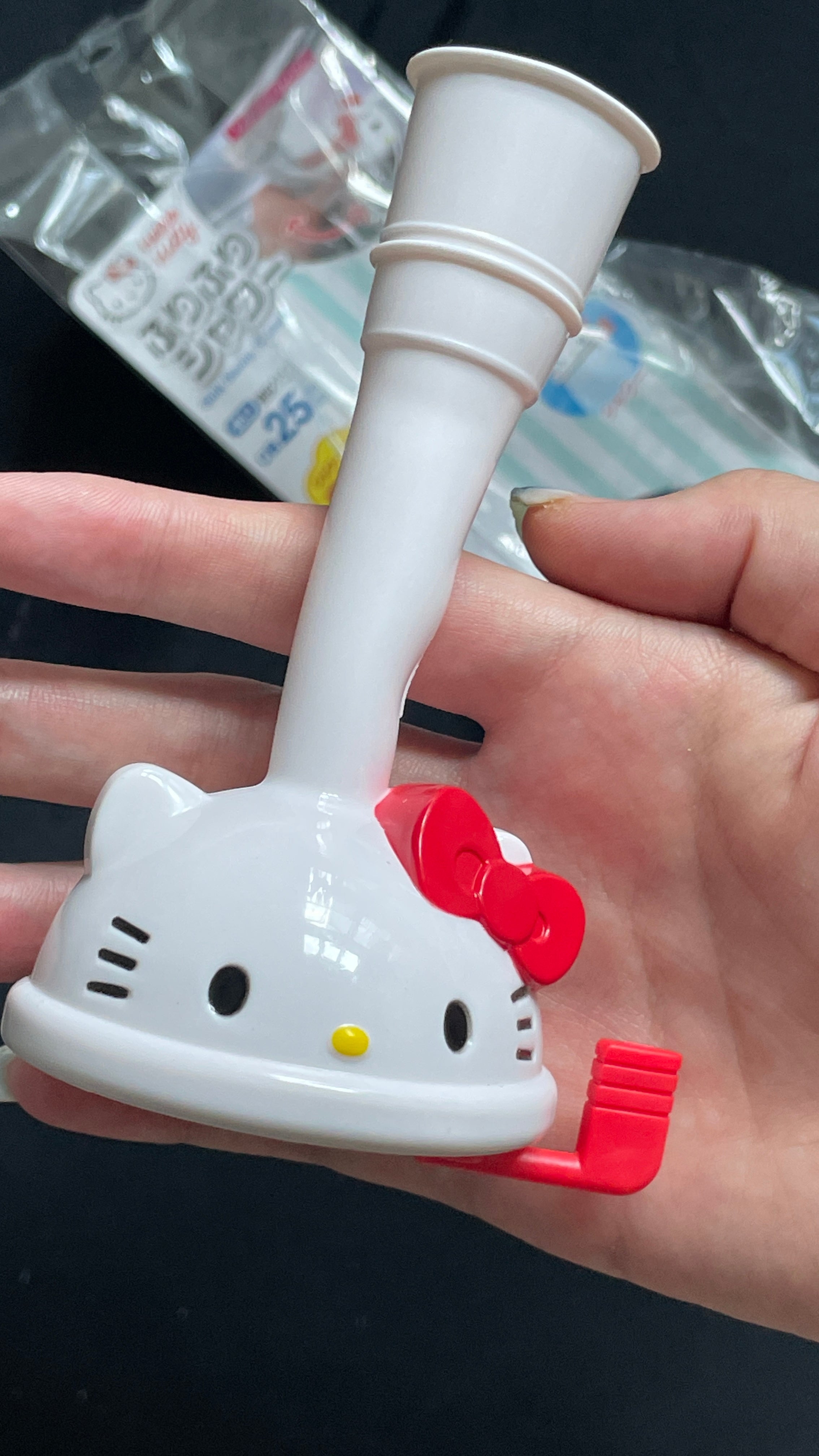 Hello Kitty faucet tap water filter｜Splash prevention