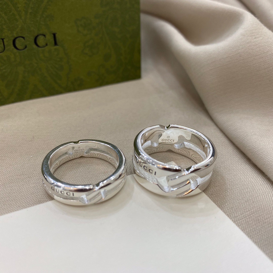 Gucci Interlocking G Ring