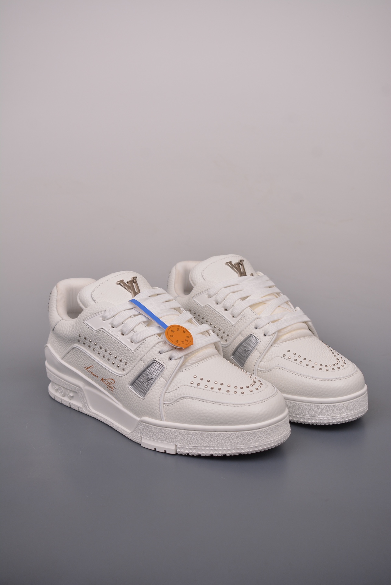 2021 Louis Vuitton Trainer Rivet White