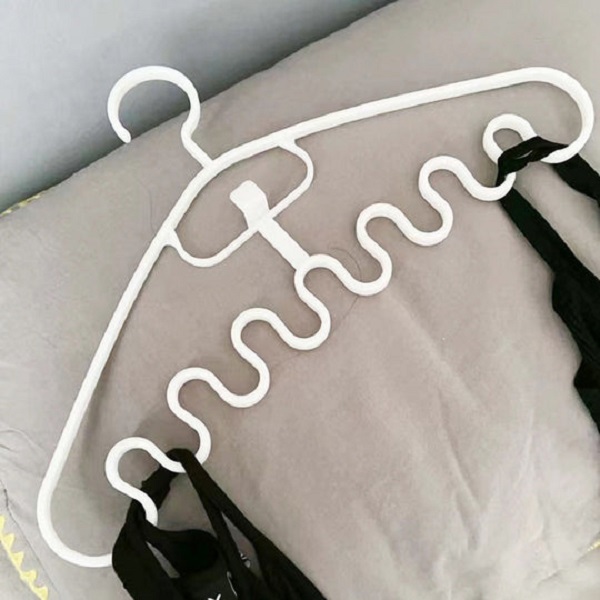 (🔥CHRISTMAS SALE 50% OFF)Creative Wave stackable hanger-BUY 2 SETS GET 1 SETS FREE NOW!