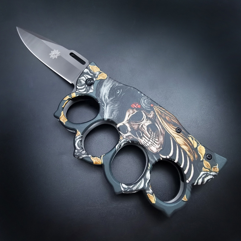 Knuckles Folding Knife Skull Head Pattern