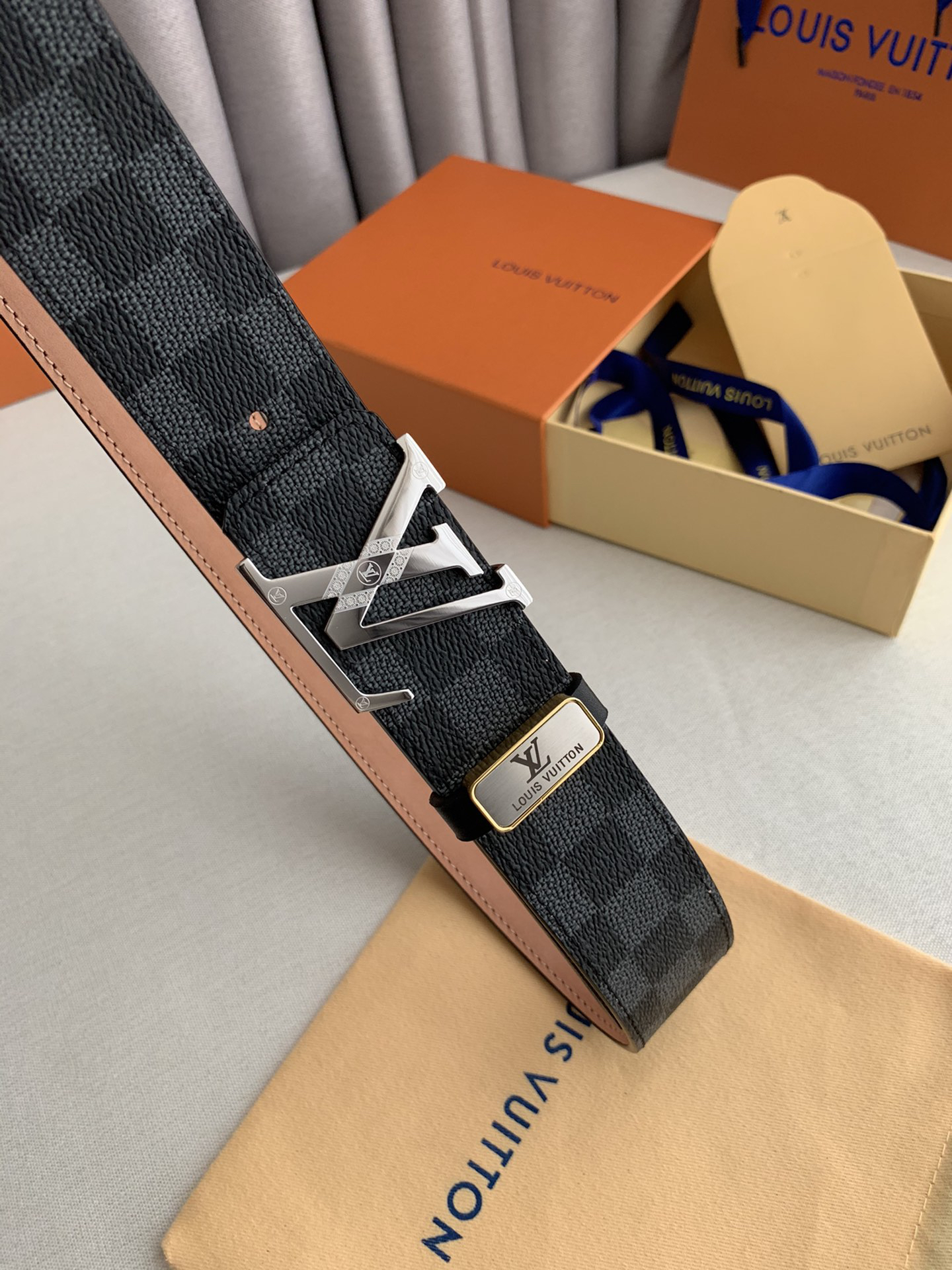 Louis Vuitton Plaid Oldskin Calfskin Men's Belt 3.8CM Width