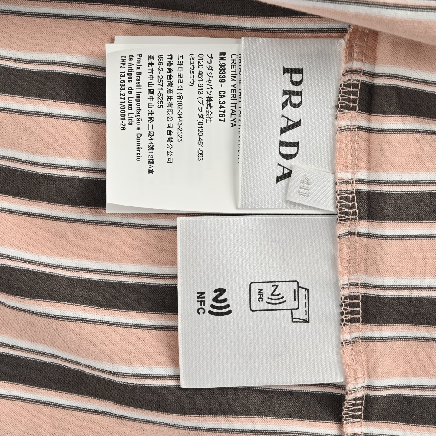 Prada 25ss hand-painted graffiti lettering short sleeve
