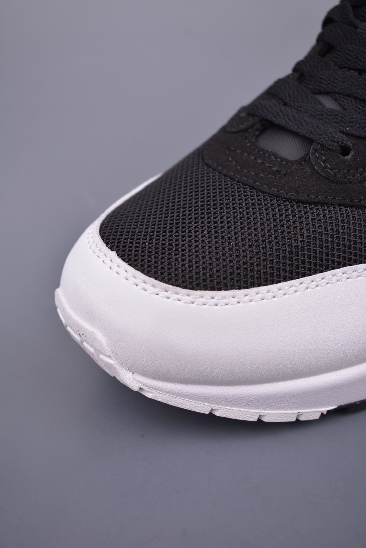 Nike Air Max 1 87 Original Series Running Shoes Black and White FZ5808-007