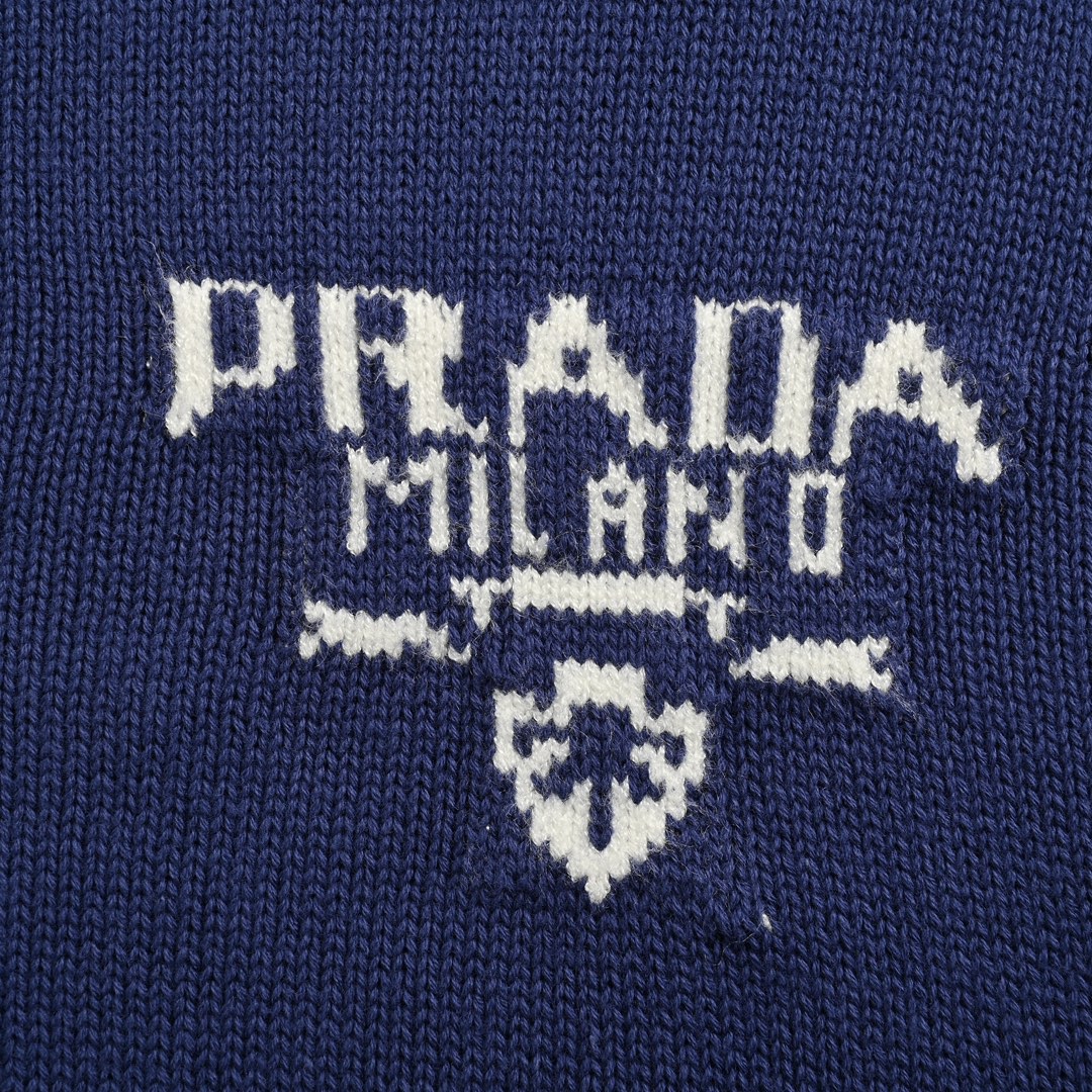 Prada 24Fw chest floral lettering half-zip sweater