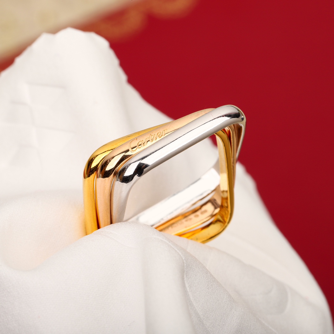 Cartier Trinity cushion-shaped three-color ring ring