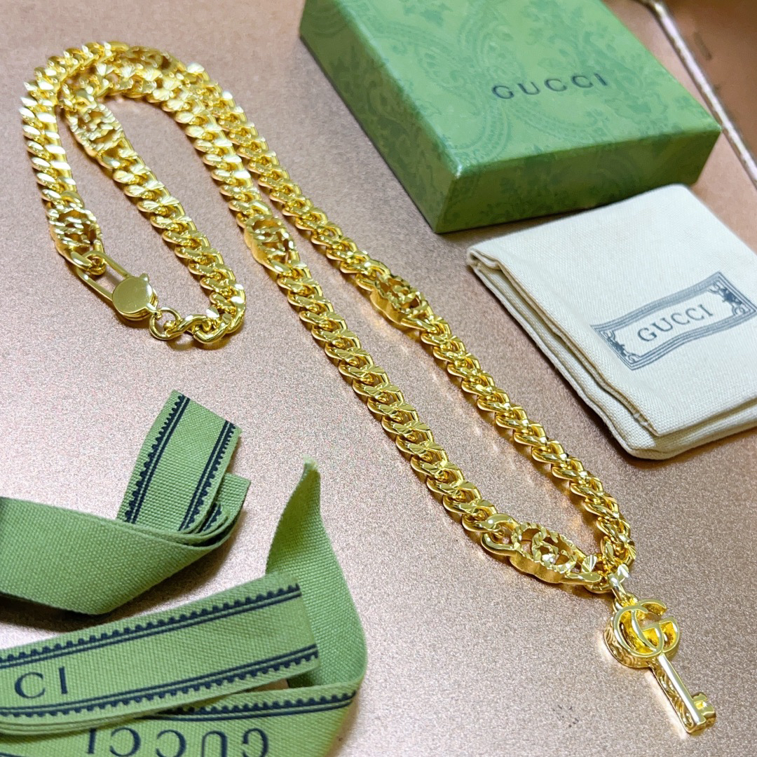 Gucci Anger Forest GG Flat Chain Key Necklace