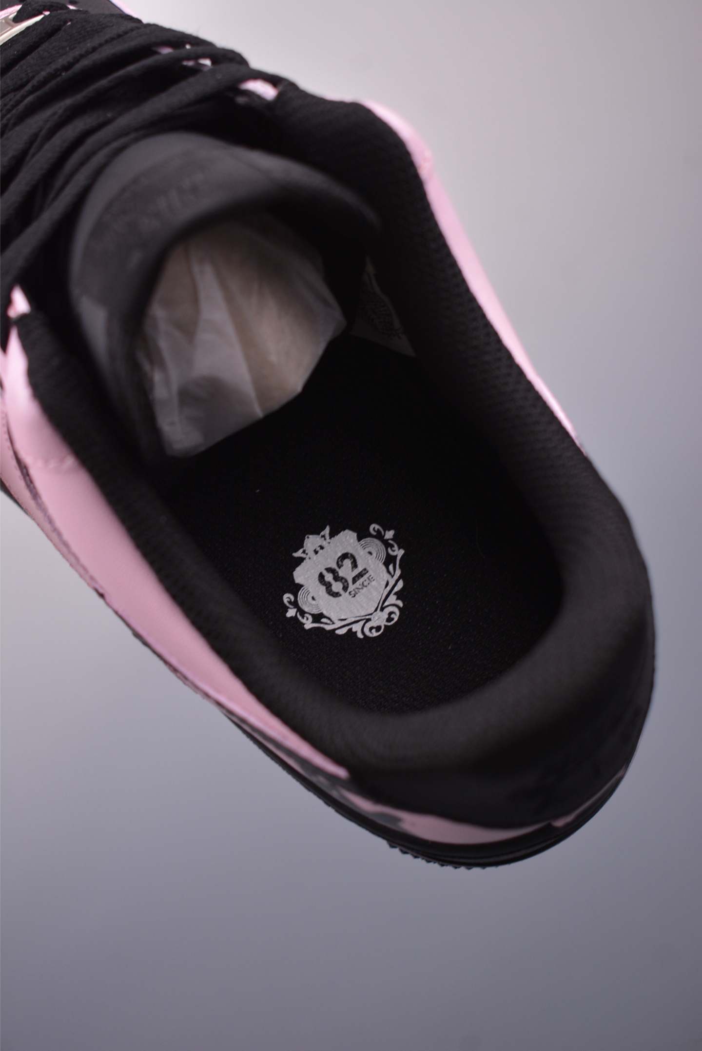 Nike Air Force 1 07 LV8 Low Sneakers Sweetheart Kitty Black Pink ZH0316-080