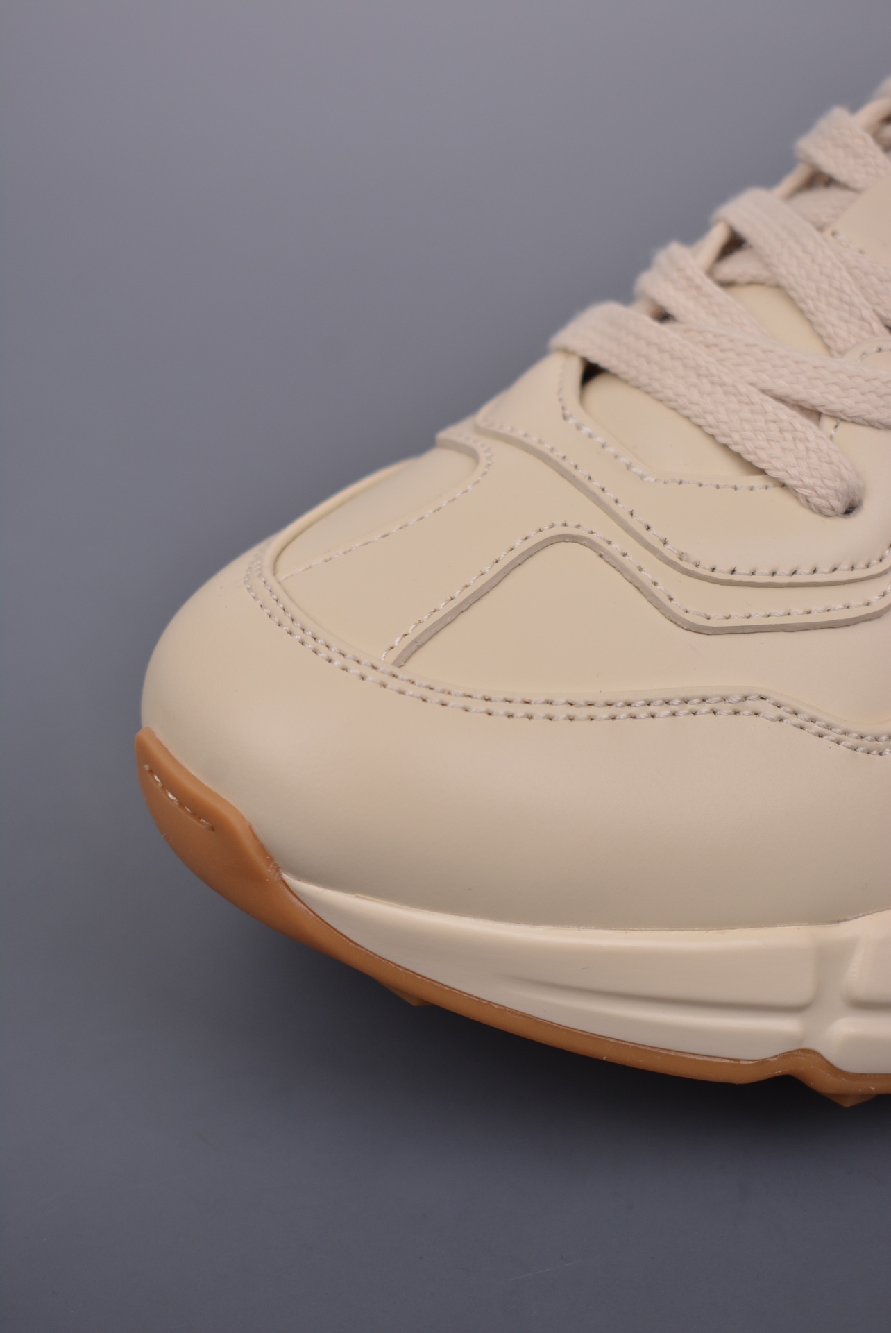 Gucci Ivory Mickey Print Raw Rubber