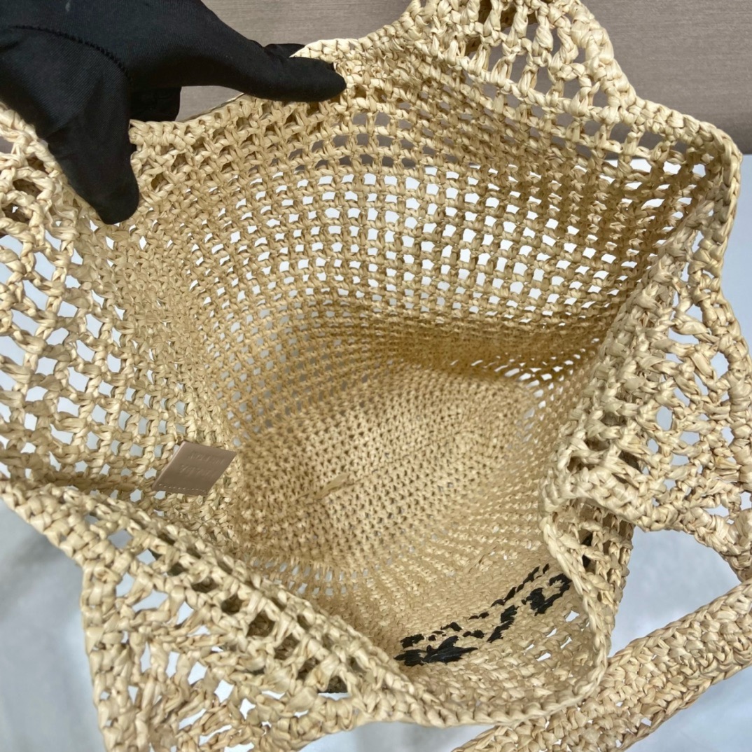 Prada Raffia Tote Bag 1BG424