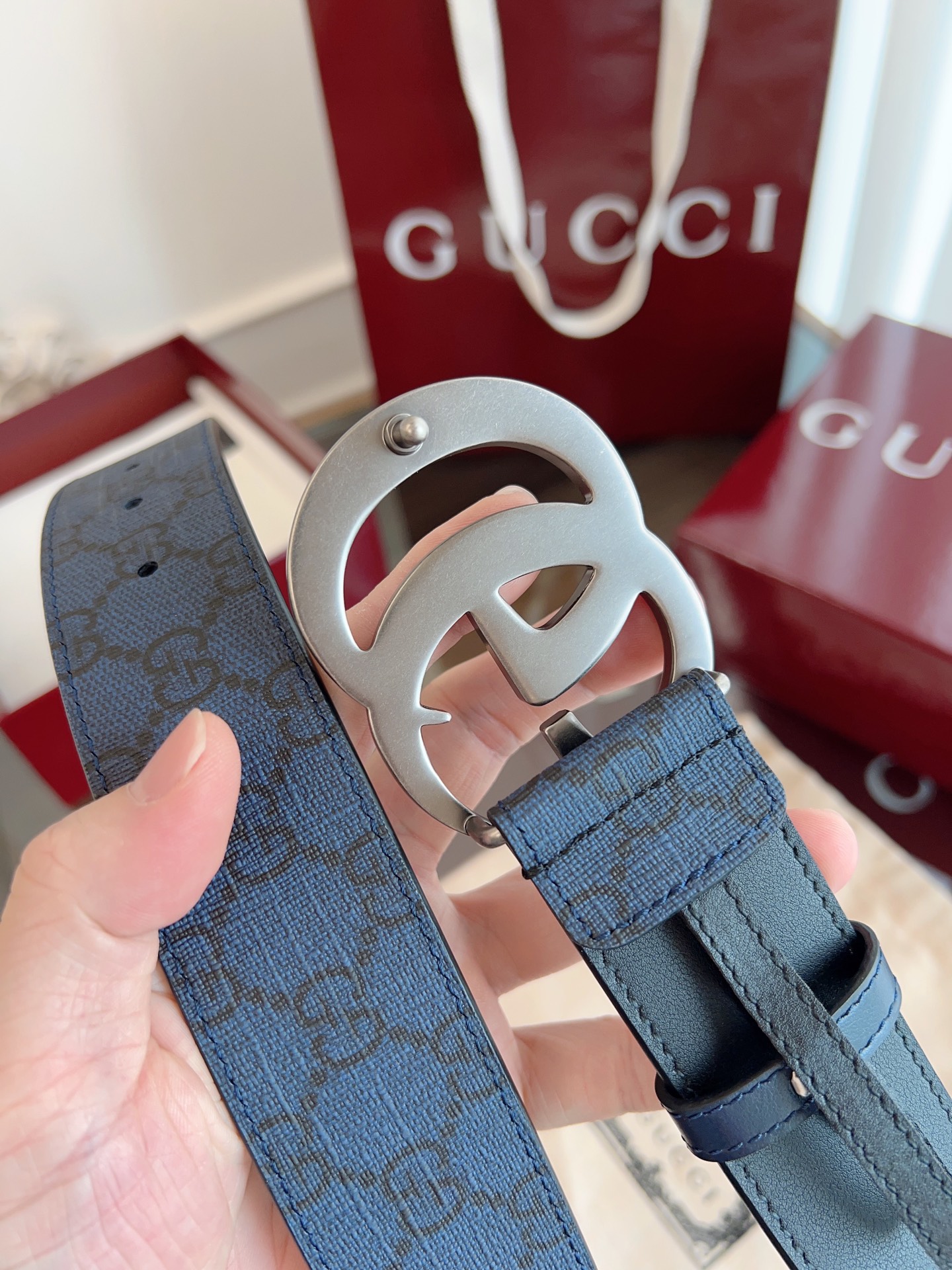 Gucci Double G brass buckle leather belt with a width of 4.0cm