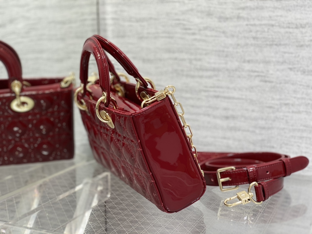 Dior D-joy Medium Patent Leather Bag