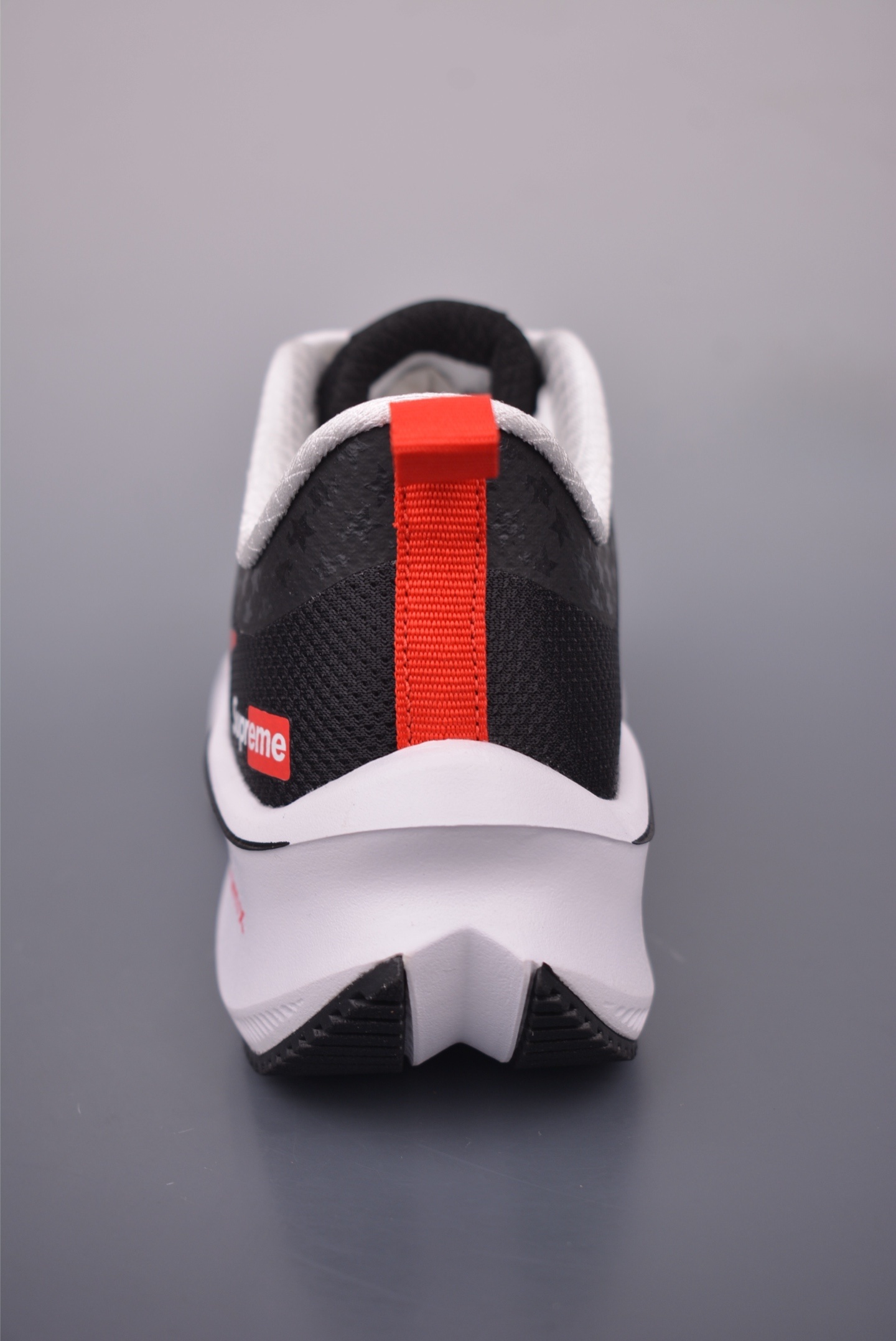 Supreme x Nike Zoom Plus 