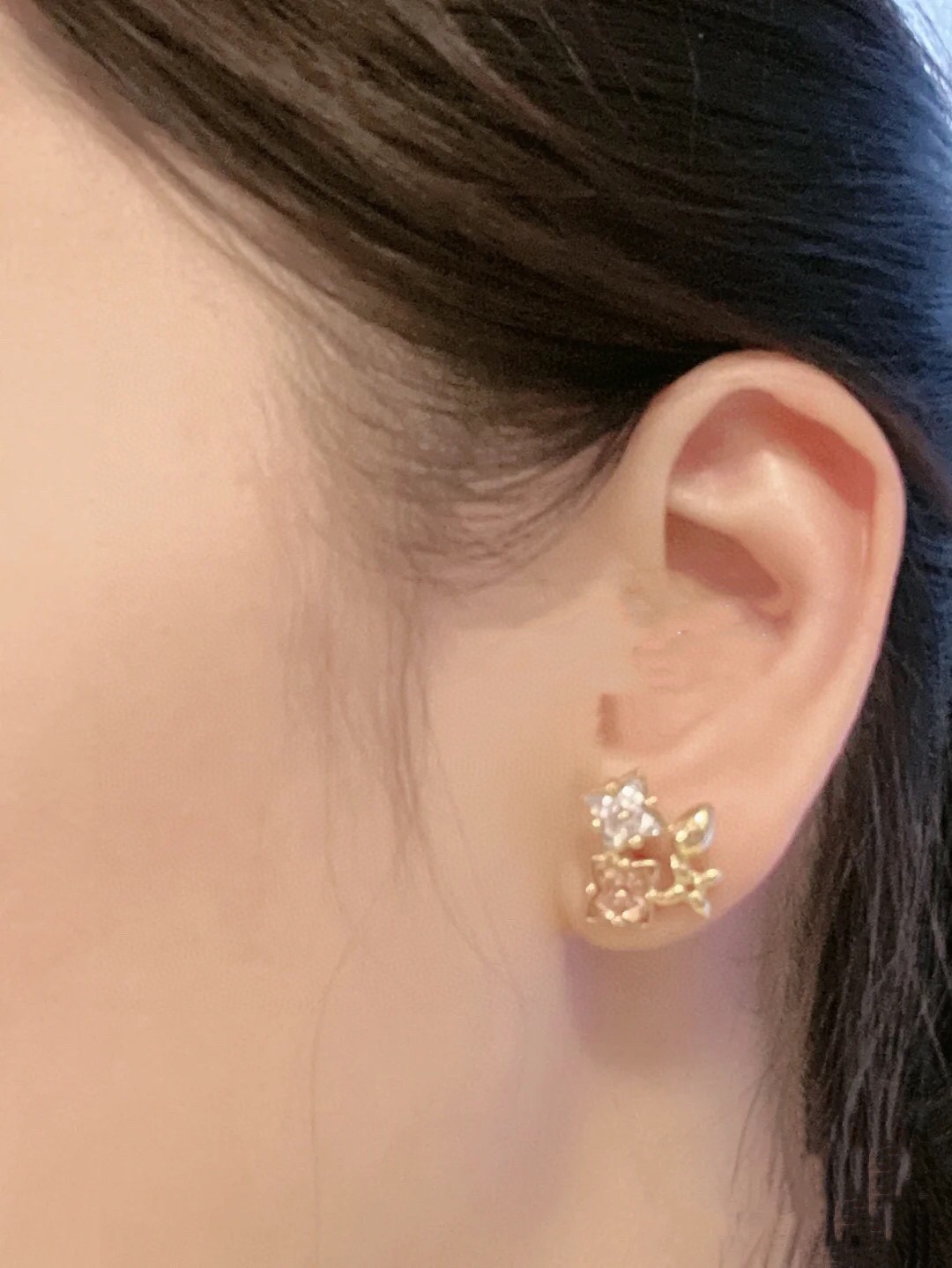 Louis Vuitton Pink Diamond Asymmetric Earrings