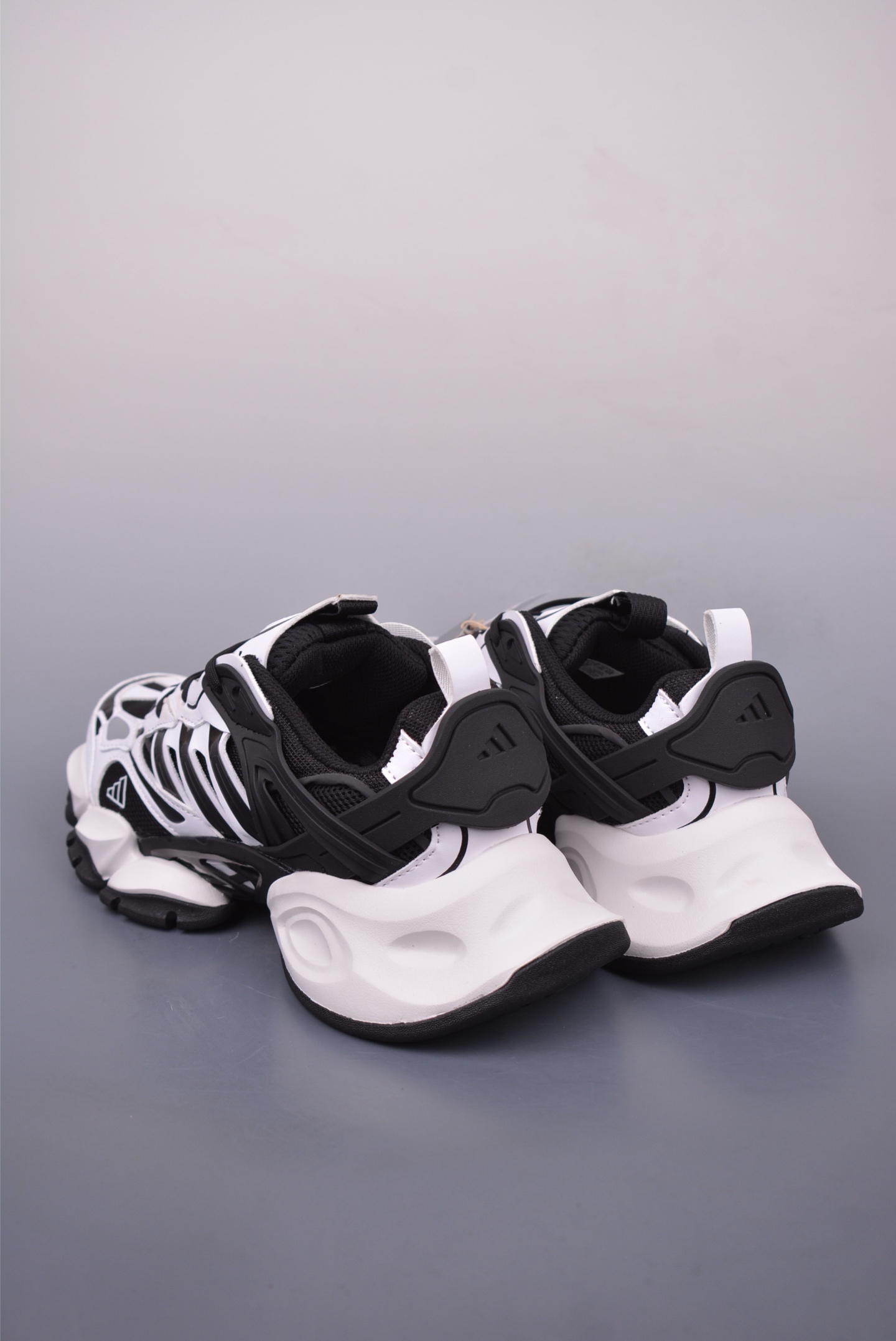 Adidas XLG Runner Deluxe Daddy Shoes Black and White Panda IH0072