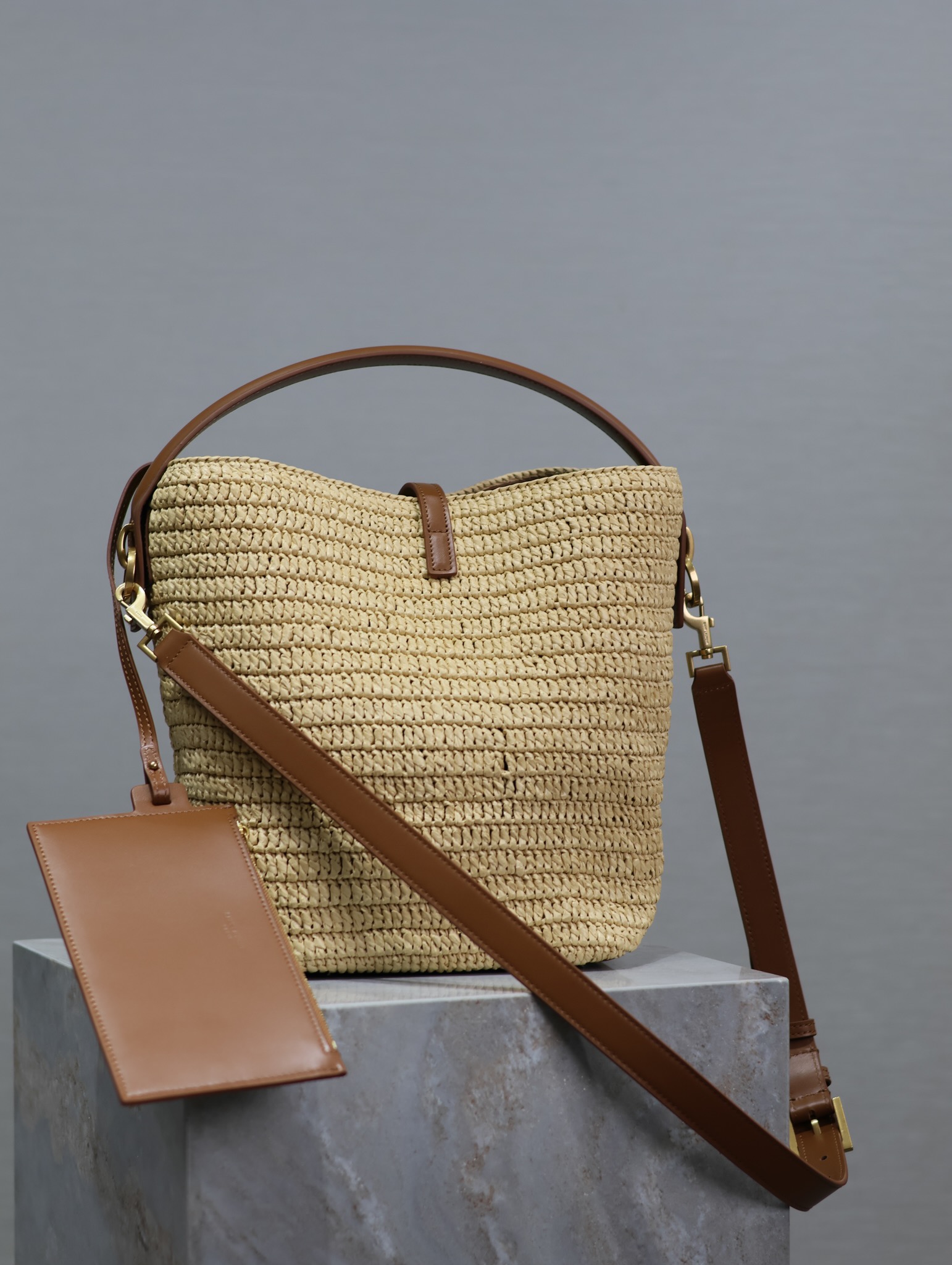 Yves Saint Laurent LE 37 woven bucket bag 742828