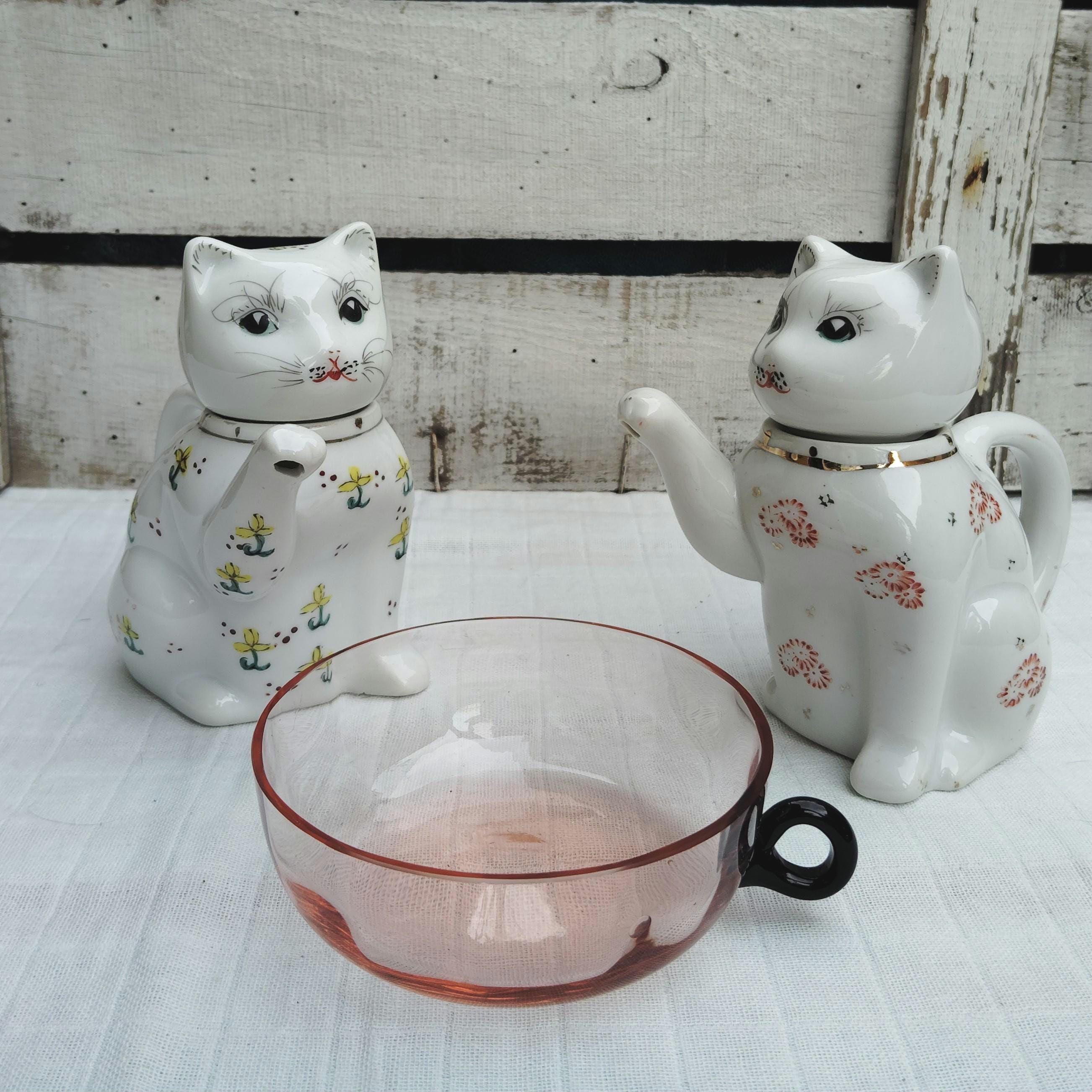 🔥ON SALE🔥Vintage White Cat-Shaped Flowers Teapots