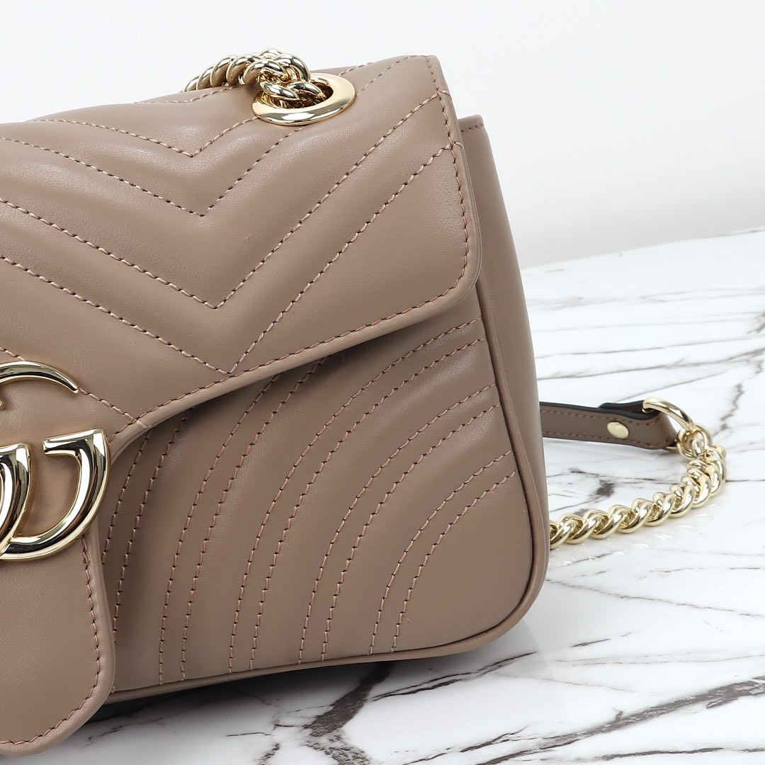Gucci GG Marmont medium shoulder bag ‎ ‎443497 AAER0 1523