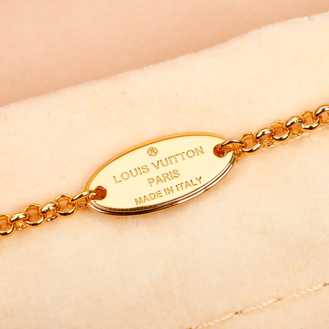 Louis Vuitton Hoop Pearl Necklace