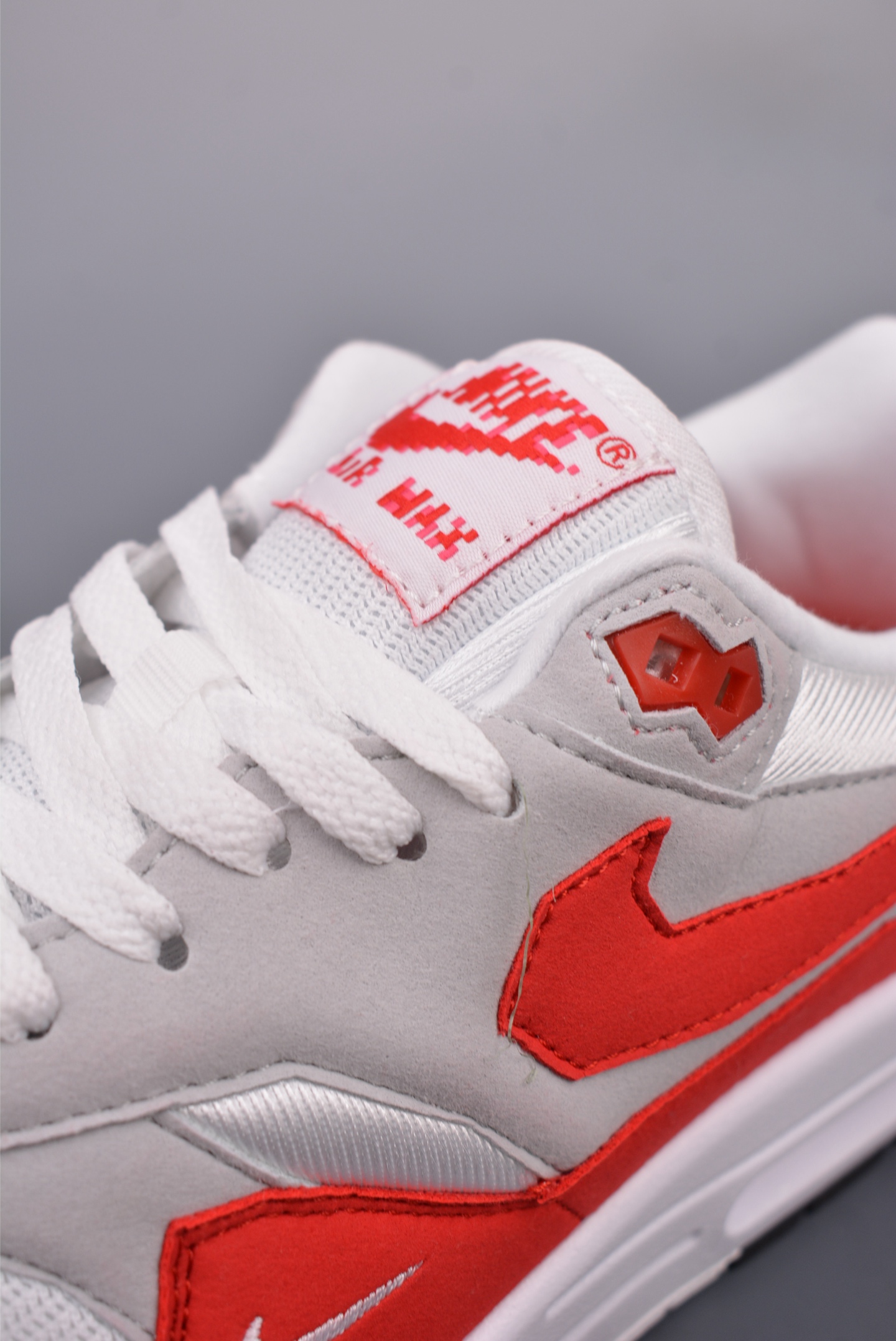 Nike Air Max 1'87 running shoes white, gray and red classic HQ5882-100