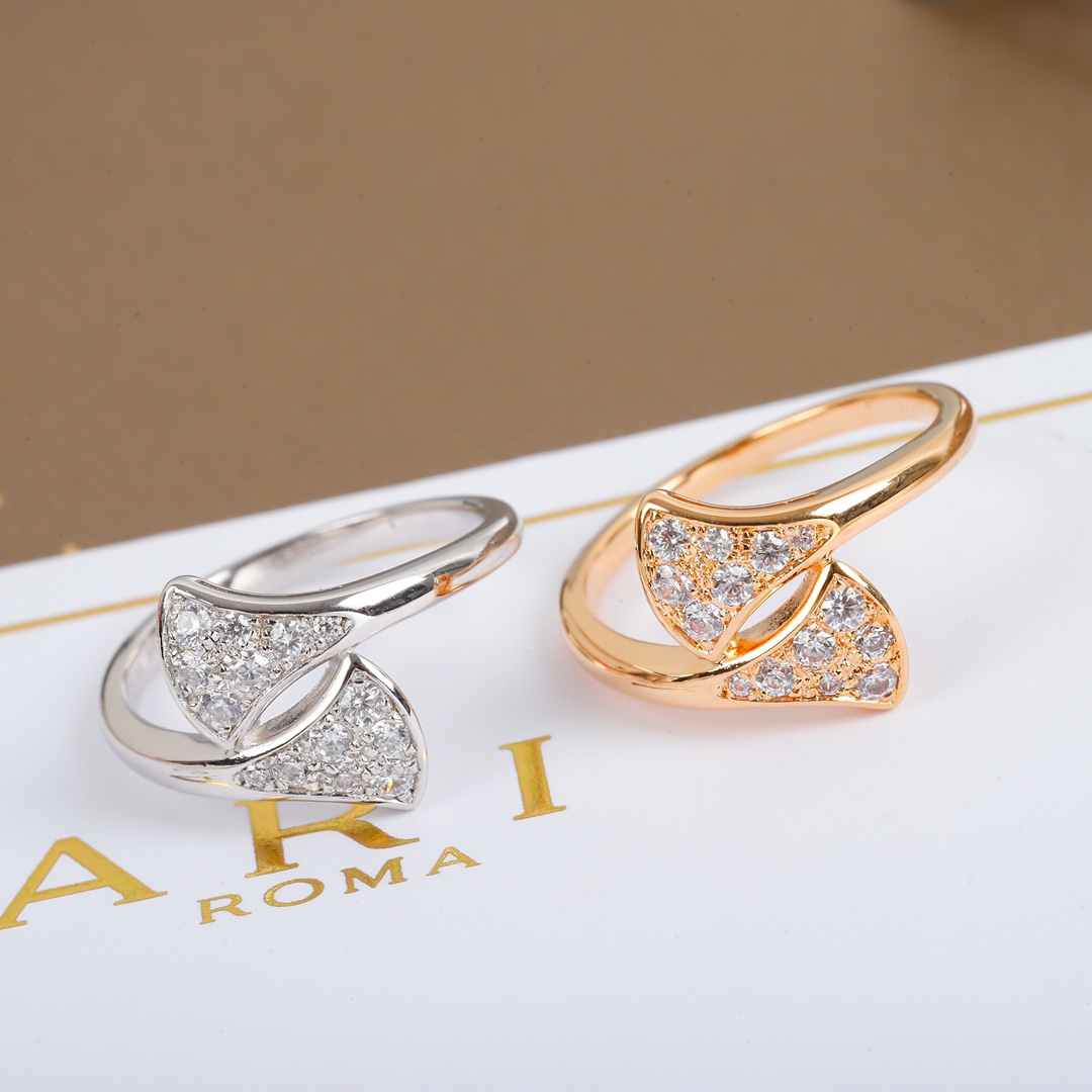 Bulgari Divas Dream Series Fan-Shaped Diamond Ring