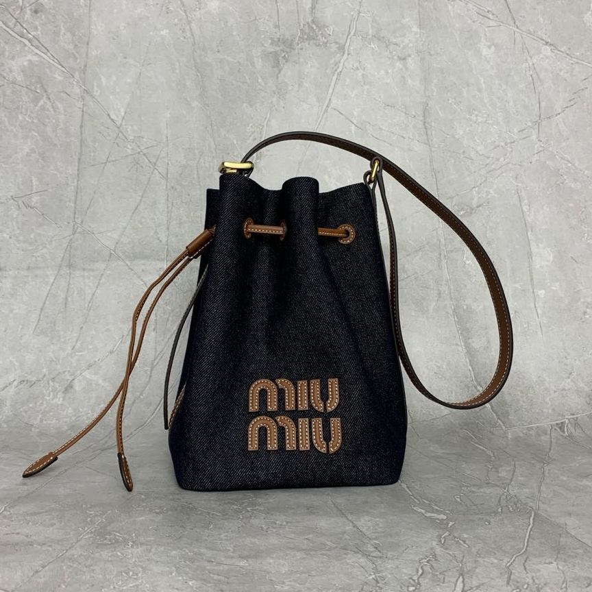Miu Miu Bucket Bag 5BE090
