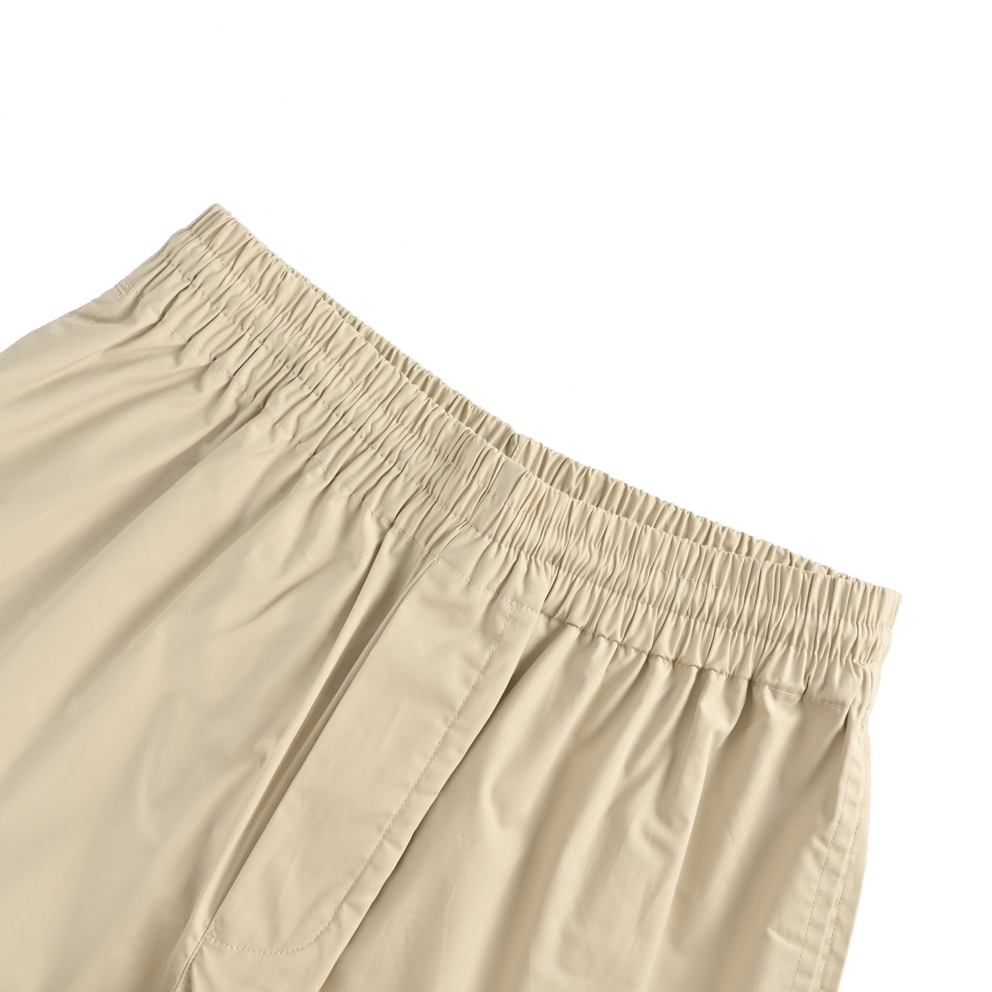 Burberry 25ss Khaki Knot Embroidered Shorts