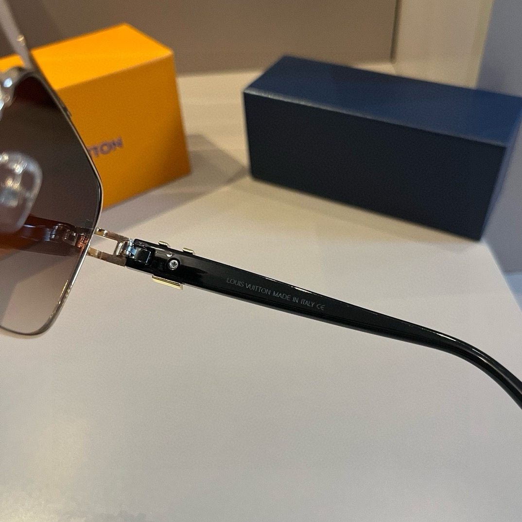 Louis Vuitton square-frame sunglasses