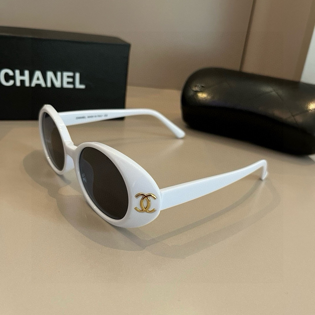 Chanel round frame sunglasses