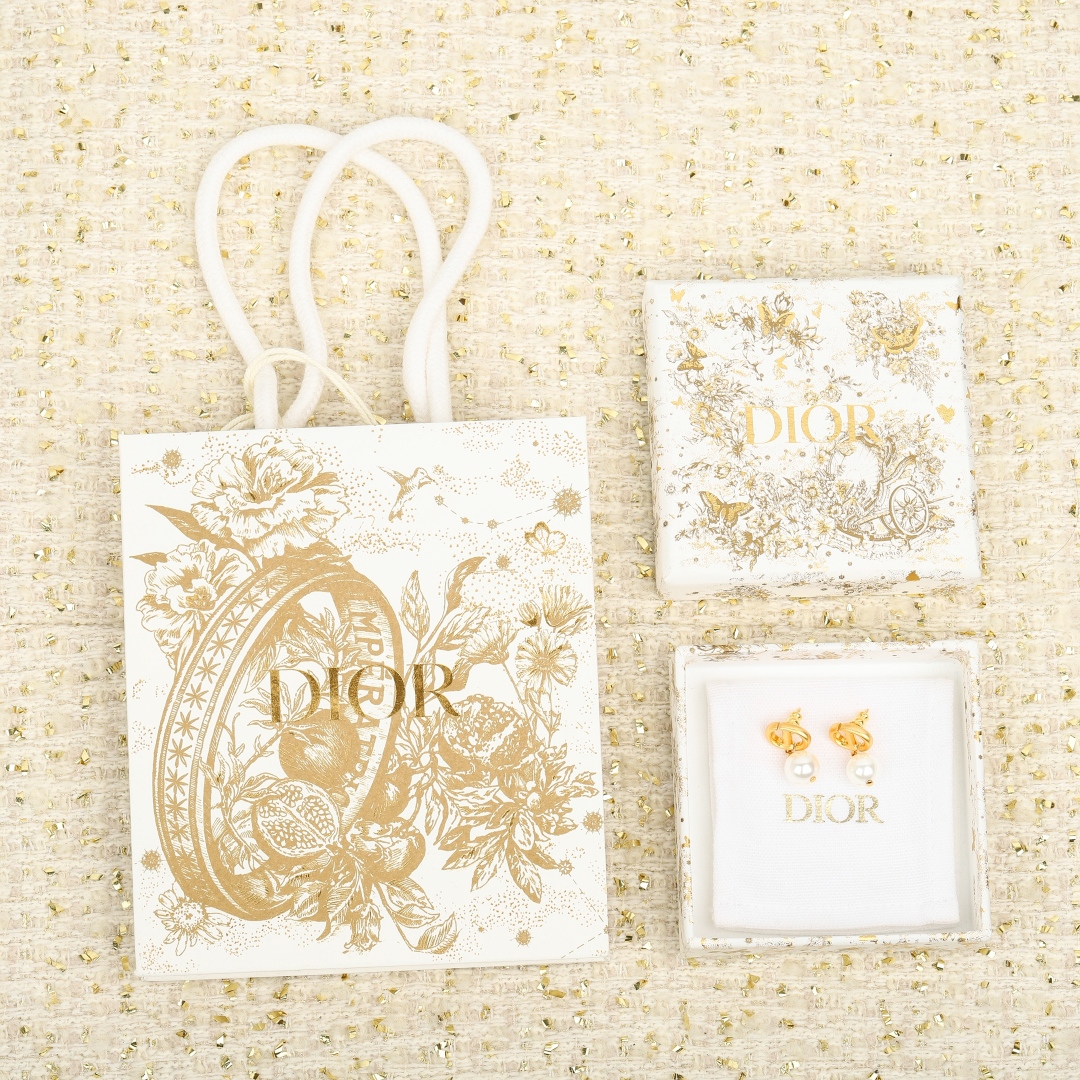 Dior CD Pearl Earrings