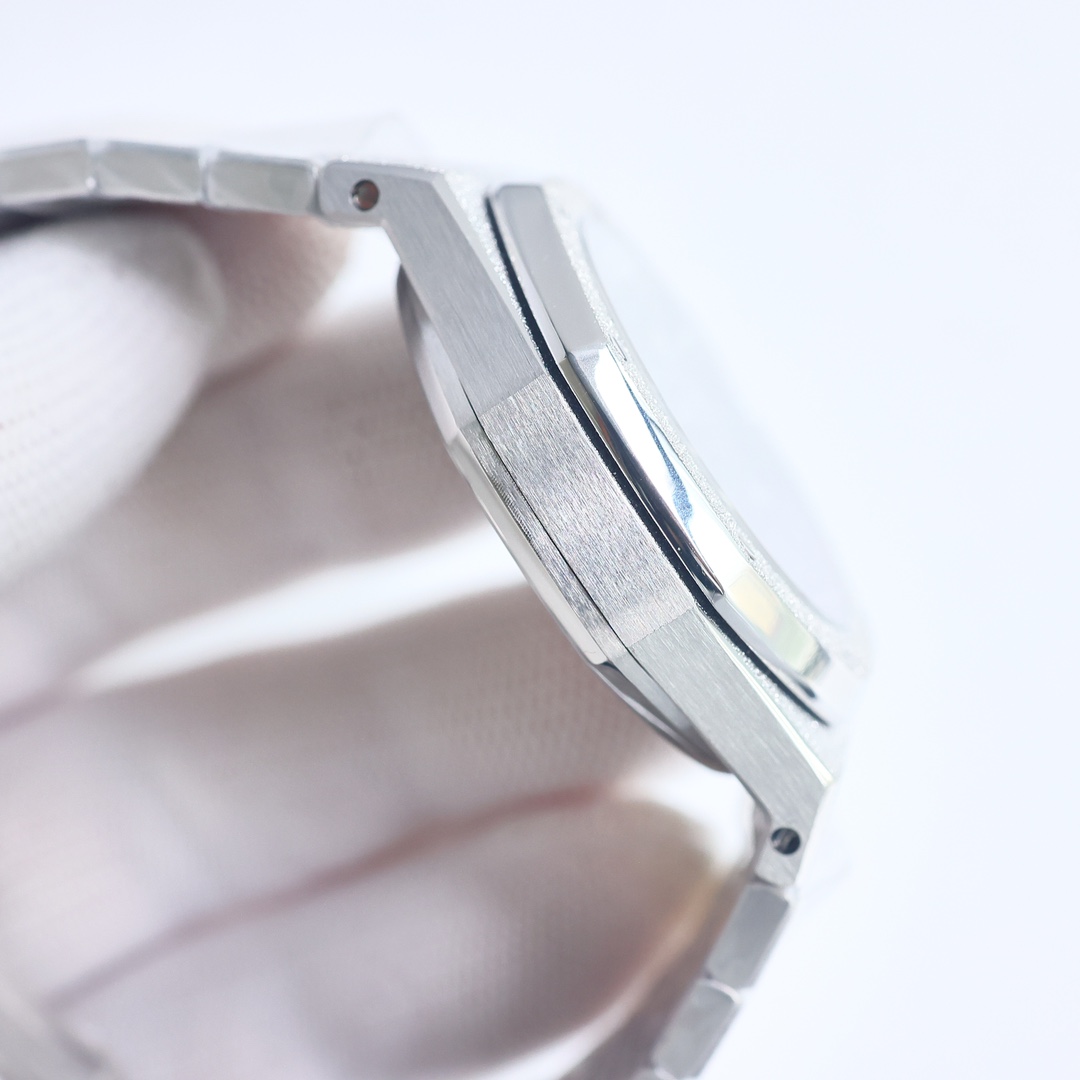 Audemars Piguet Royal Oak 15454 Series 3120