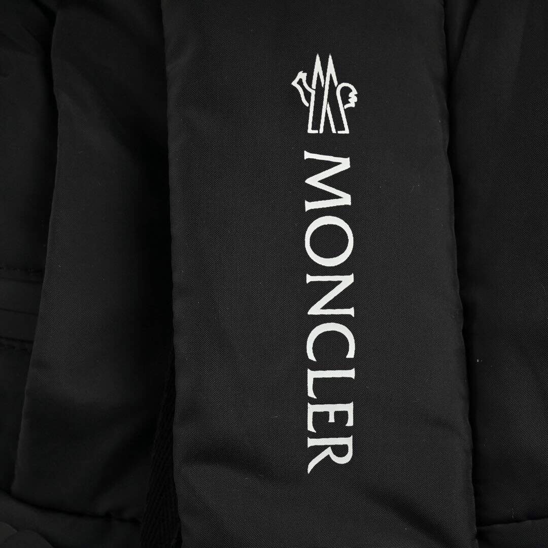 Moncler side panel hooded down jacket