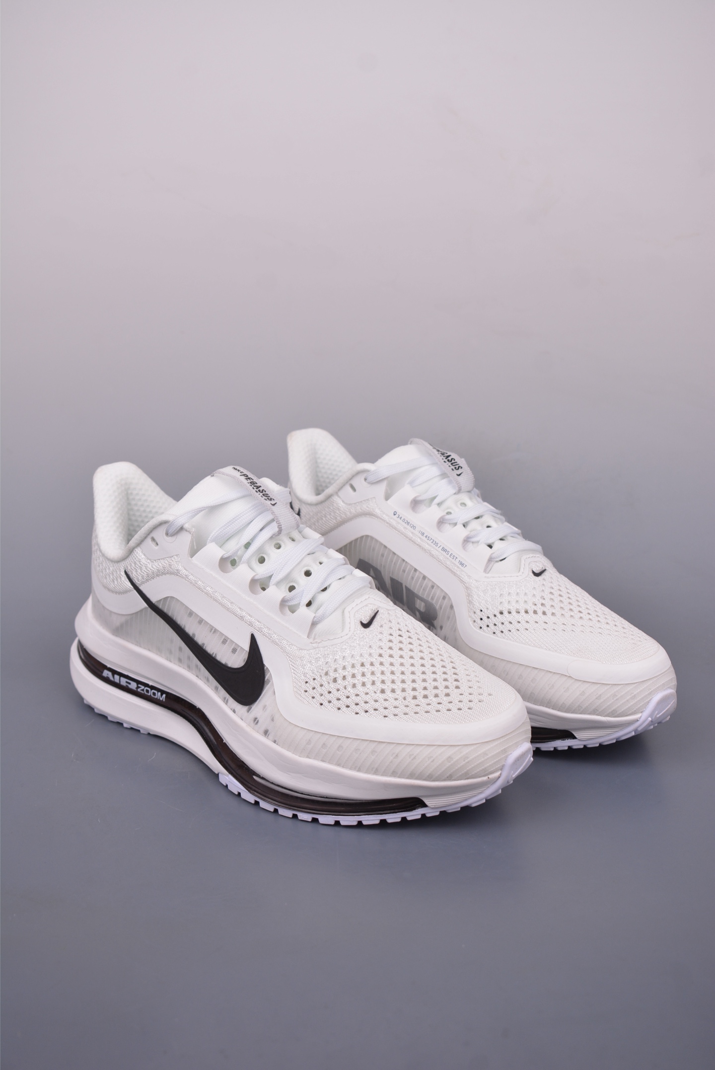 Nike Air Zoom Pegasus Premium Running Shoes White and Black FD2526-200