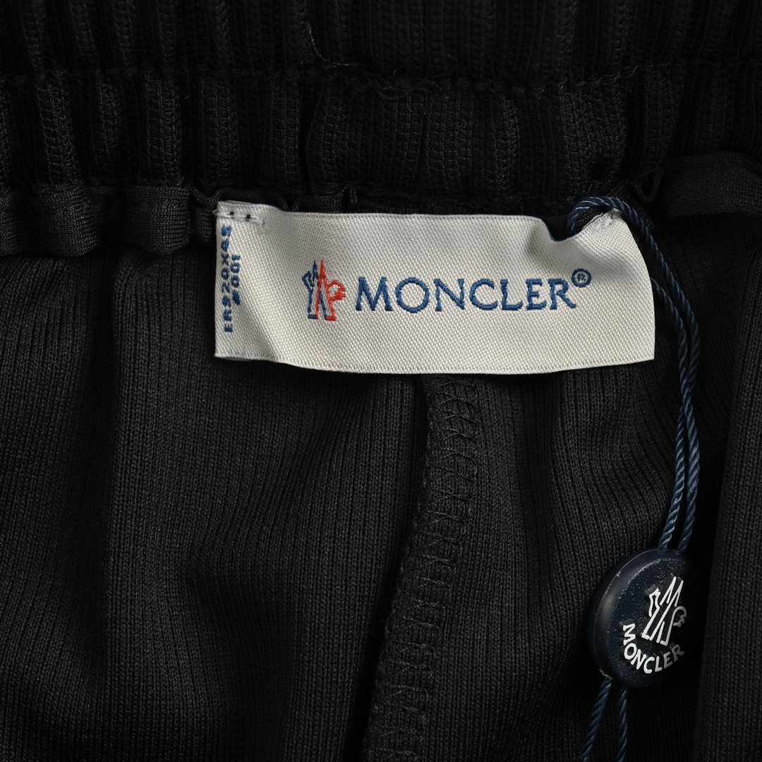 Moncler embroidered logo waffle thin trousers