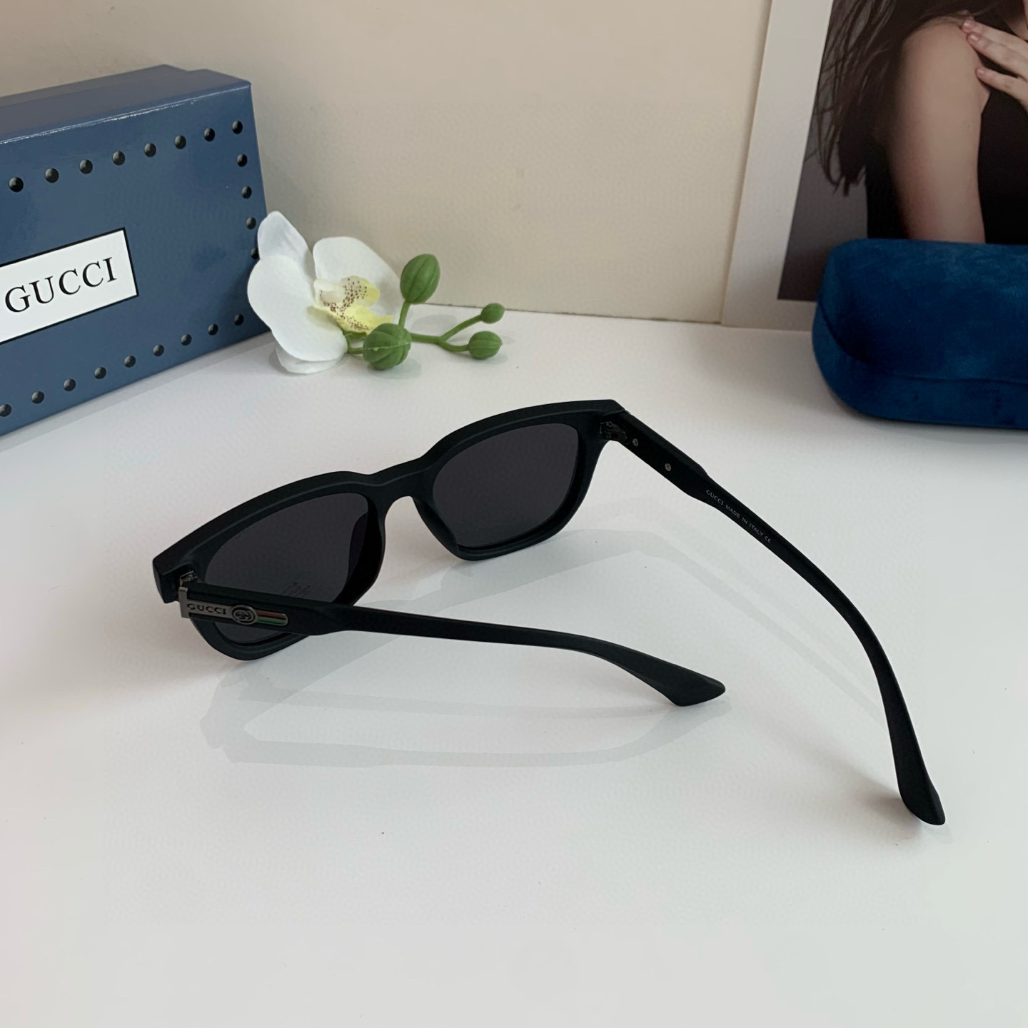 Gucci Round Frame Sunglasses