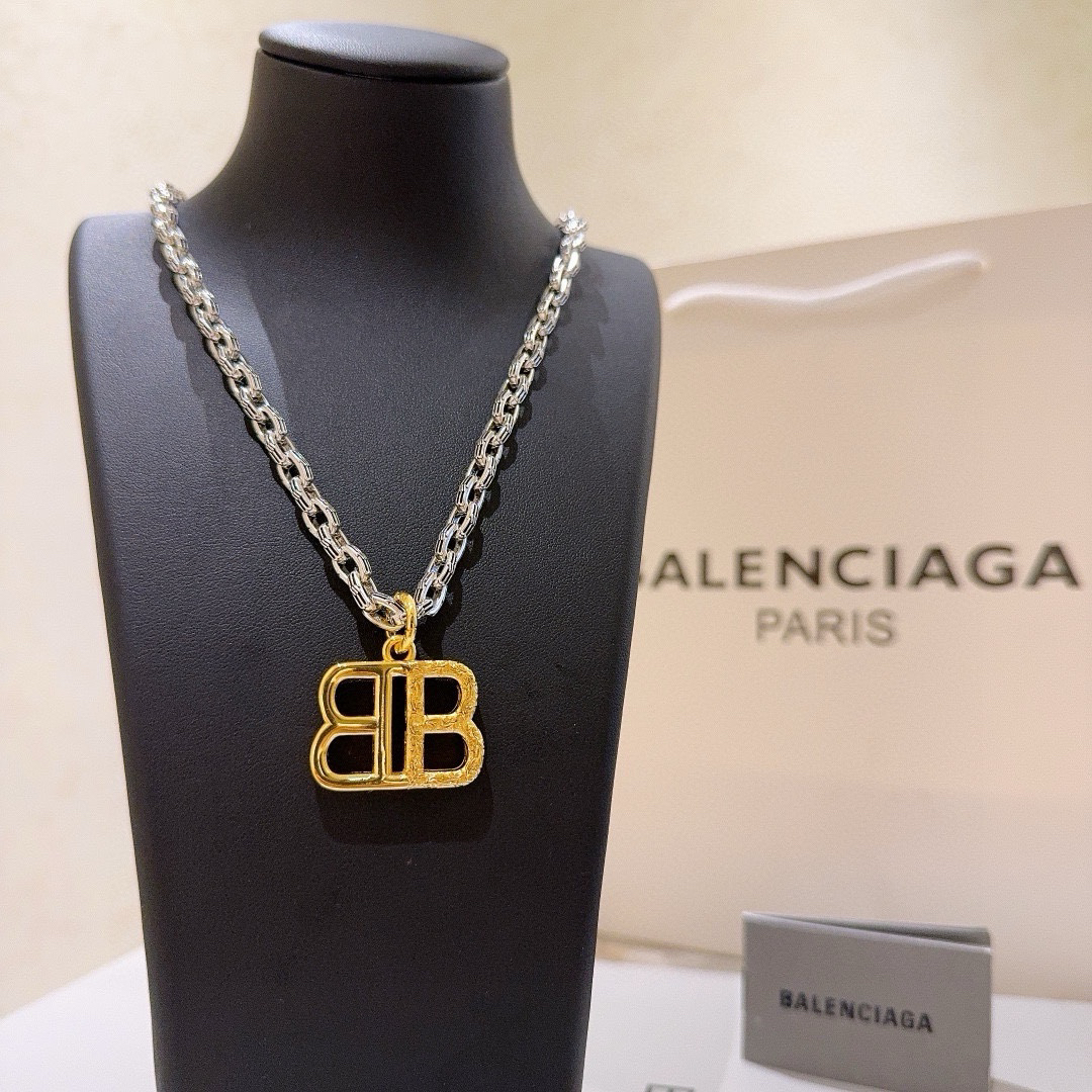 Balenciaga BB chain necklace