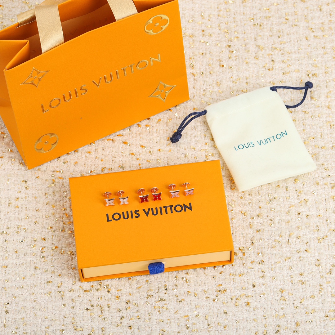 Louis Vuitton Square Clover Earrings