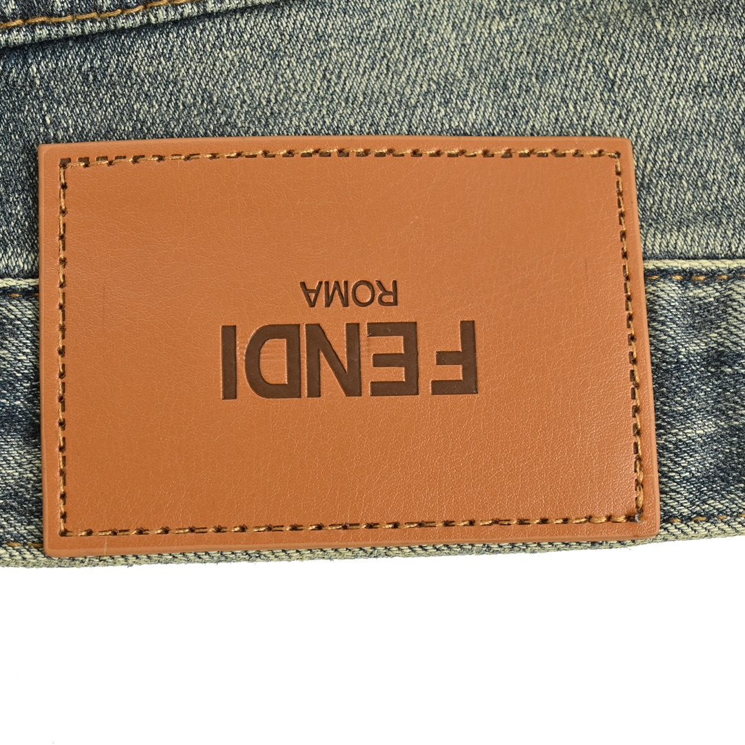 Fendi 24Fw colorful embroidered lettering jeans