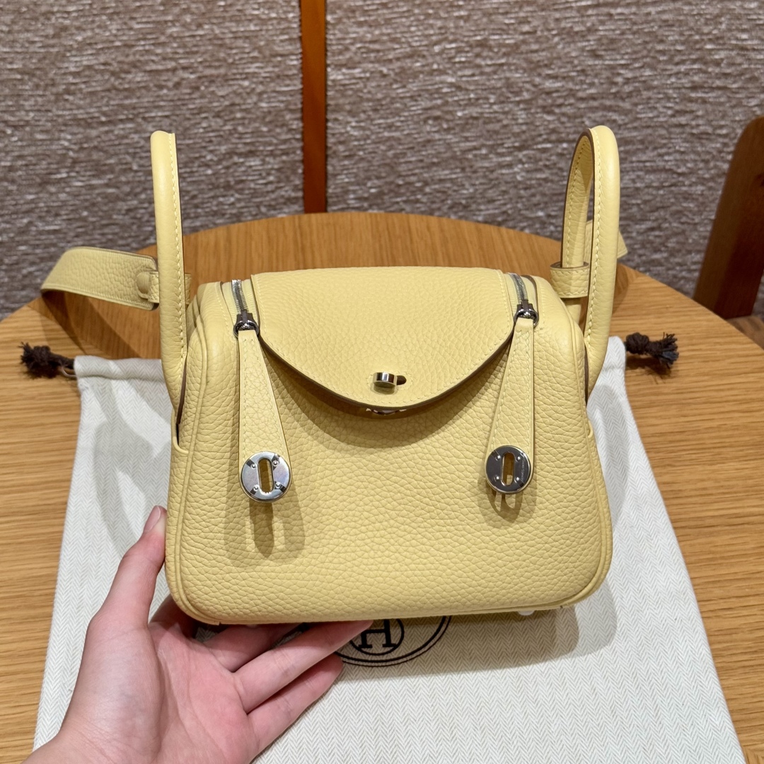 Hermès Mini Lindy 1ZJaune Poussin Handbag (Handmade to Order)