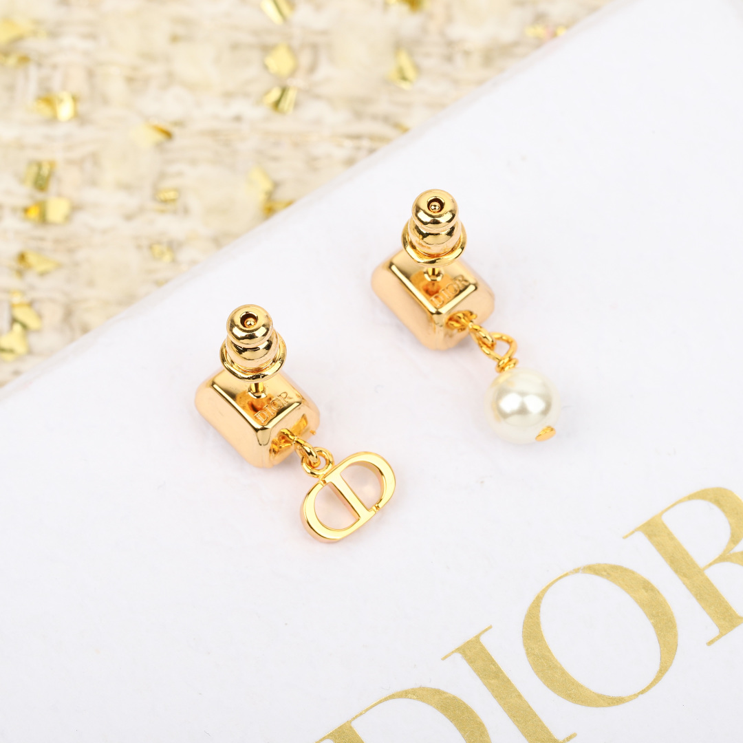 Dior Square Diamond Asymmetric Pearl CD Earrings