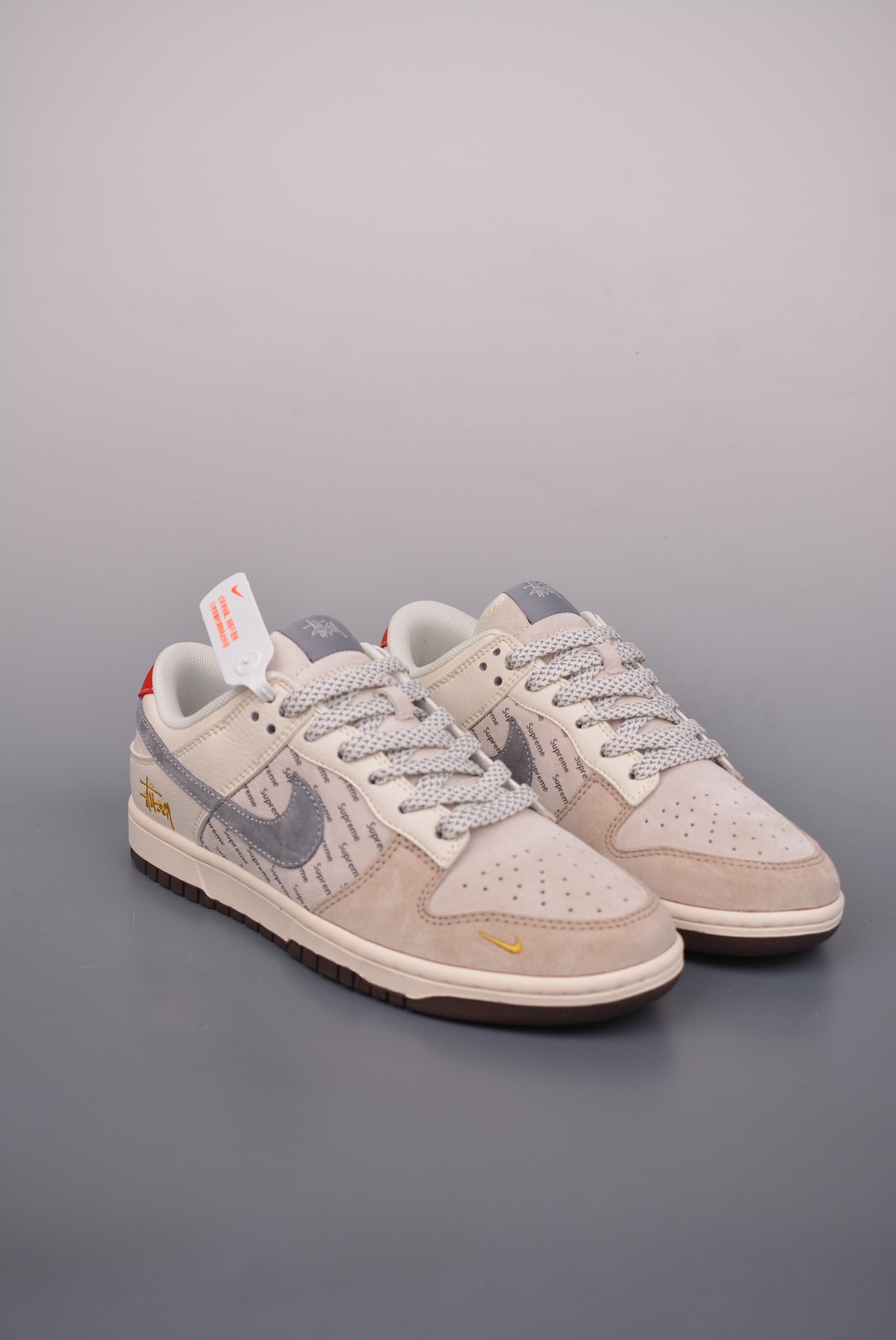 Supremex Stussy x Nike By You SB Dunk Low Retro SP Beige Grey Gold Embroidery XS1086-001