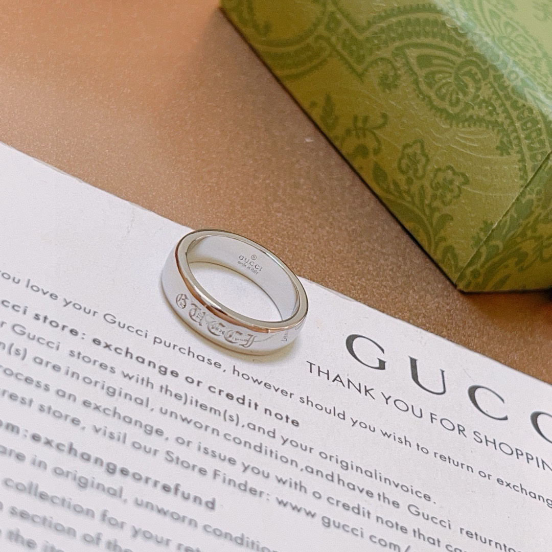 GUCCI font engraving ring