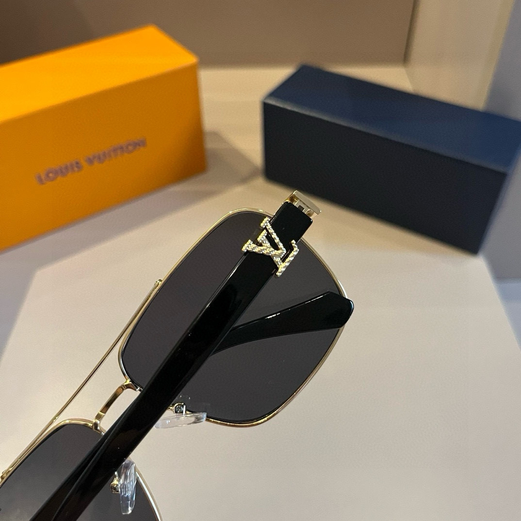 Louis Vuitton square-frame sunglasses