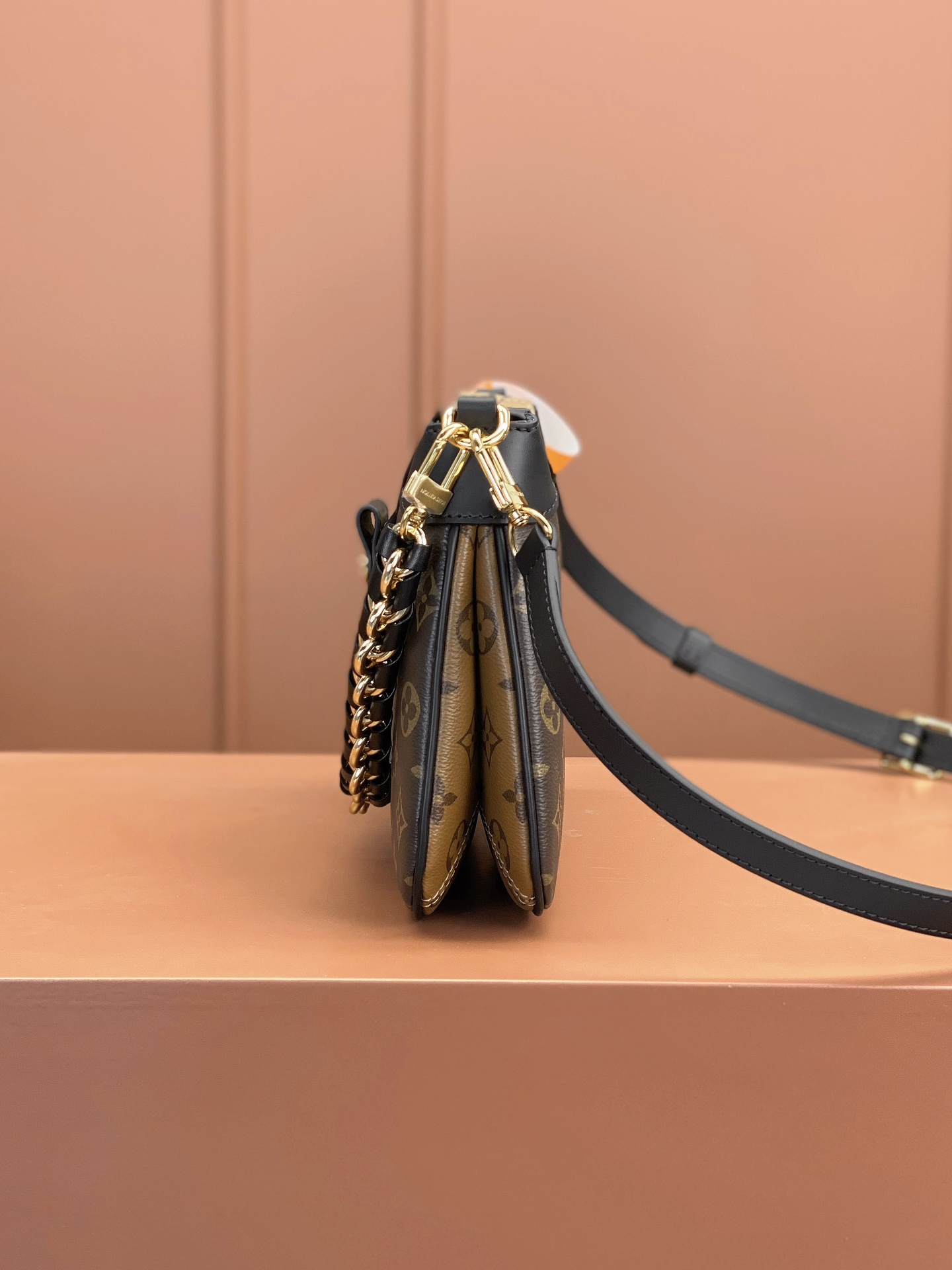Louis Vuitton TWINNY Handbag M46659