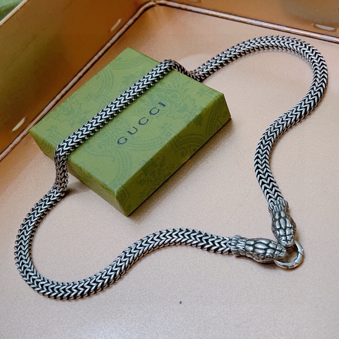 Gucci Anger Forest Series New Two-Headed Snake Vintage Necklace