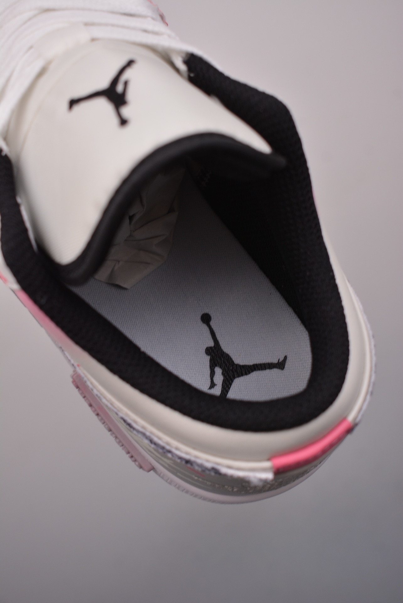 Nike Air Jordan 1 Low Fireworks Glow White Powder Graffiti 553558-132