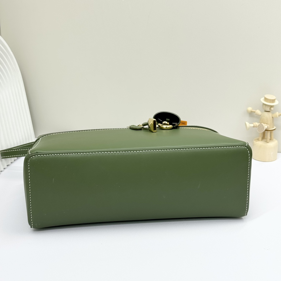 Loro Piana Extra Bag L27 Crossbody Bag FAO4759